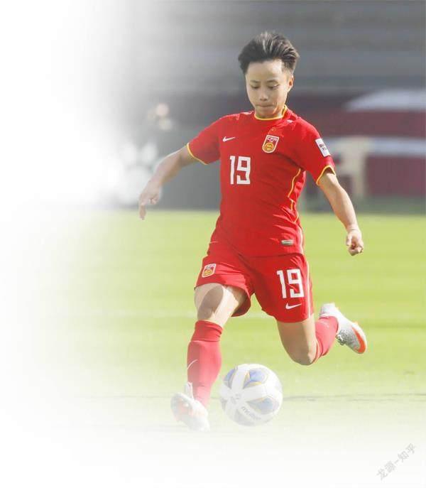 开云平台-精湛技艺：女子足球名将将在大赛中展现才华的简单介绍