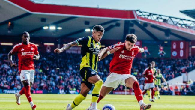 开云体育中国-包含曼城扩大领先优势，瓜帅豪言赛季零封的词条