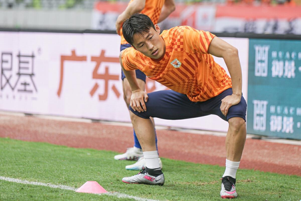 本土球员战技突破，引发球迷热议