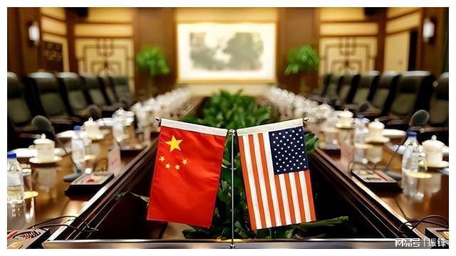 开云体育官方网站-关于索肖遭遇双线溃败，保级形势岌岌可危的信息