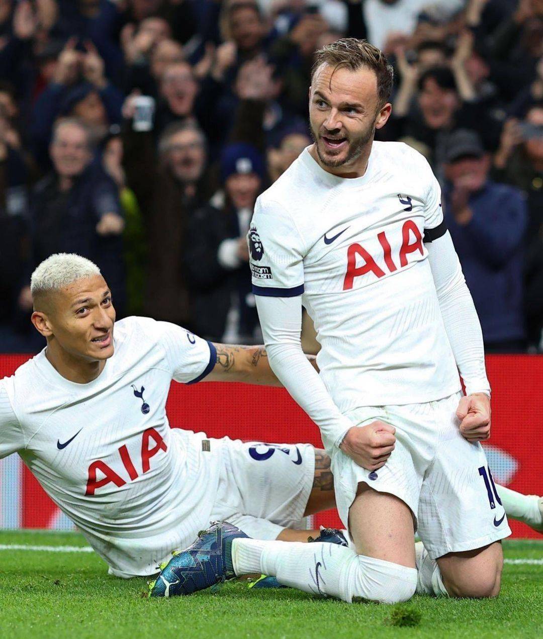 曼联主场擒英超领头羊，热刺上演豪取三分！