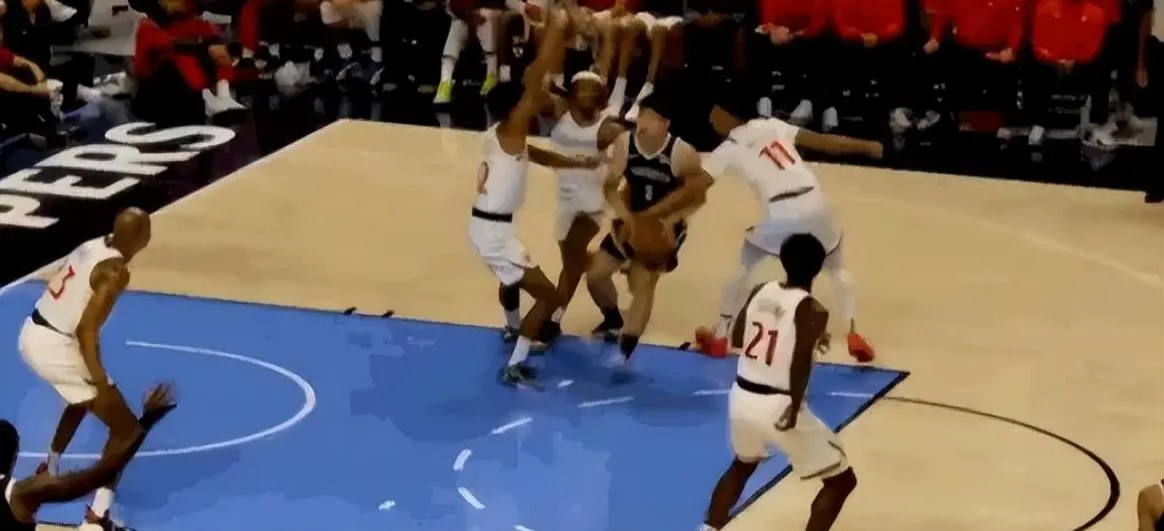 开云体育官网-淘汰赛第二轮热门对决，实力碰撞引发关注的简单介绍