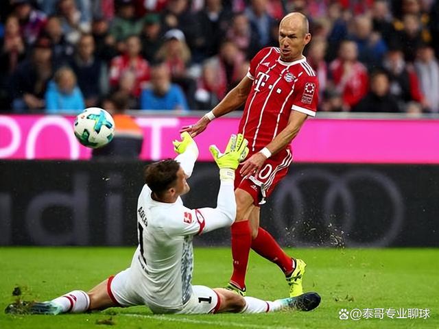 开云体育官网-战术的较量：两位教练在场边互相博弈