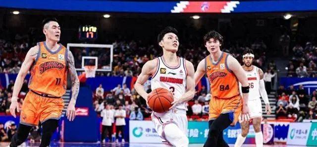 开云体育中国-沙尔克队积极备战，雄心勃发