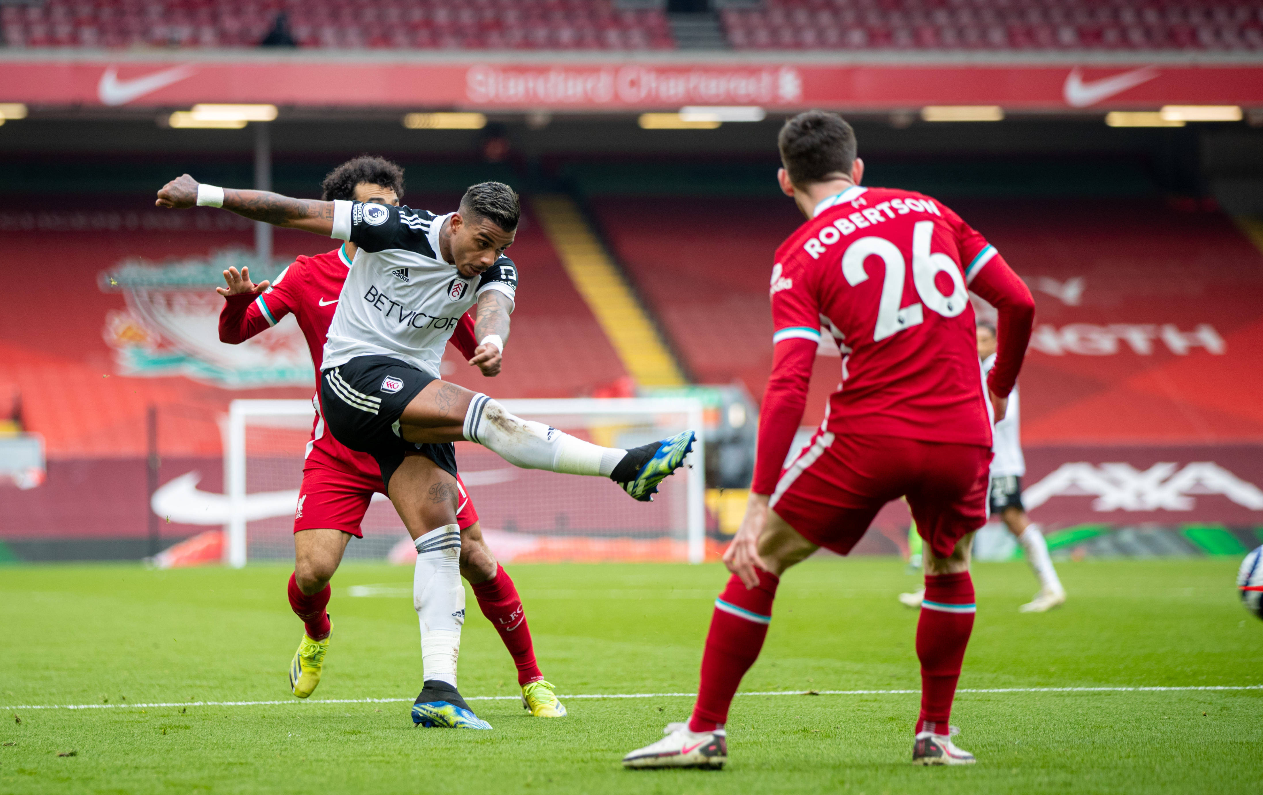 开云体育app-利物浦主场大胜，豪取半决赛资格