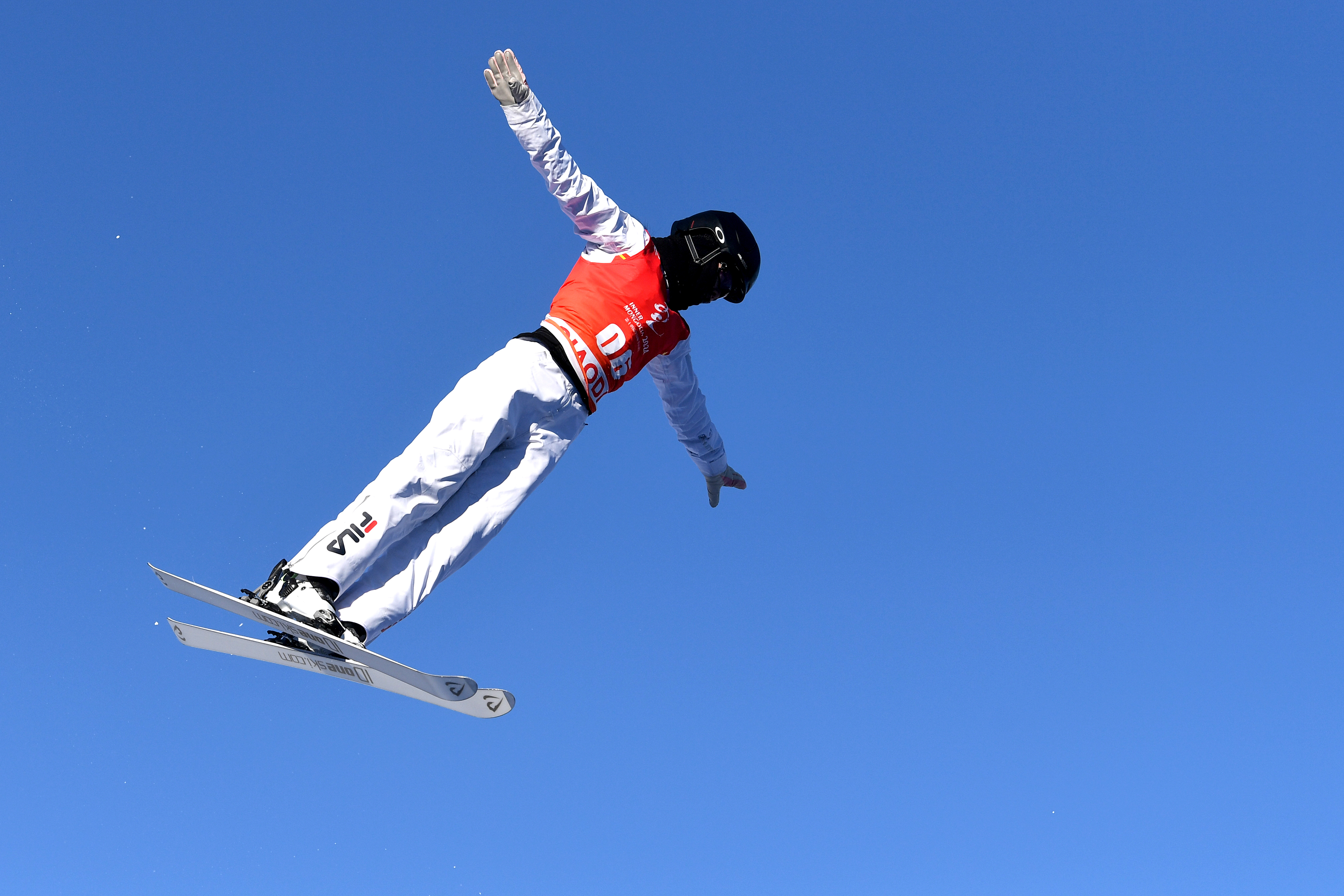 瑞士冰雪运动员呼风唤雨，登顶领奖台的简单介绍