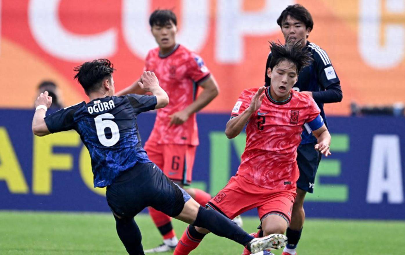 亚洲杯赛强强对决：赛场激情掀起