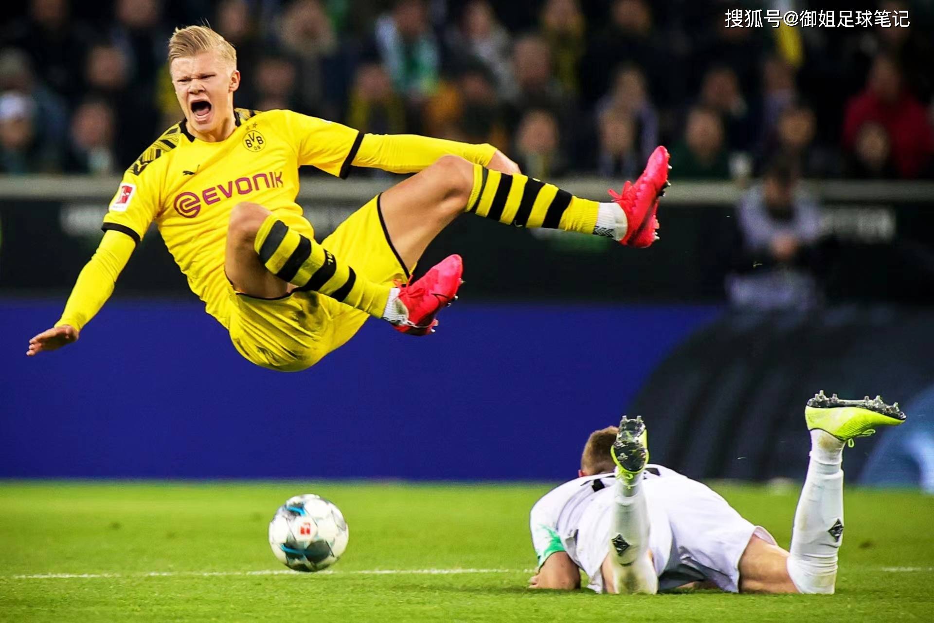 开云官网-多特蒙德创新赛季单场进球纪录，大胜对手