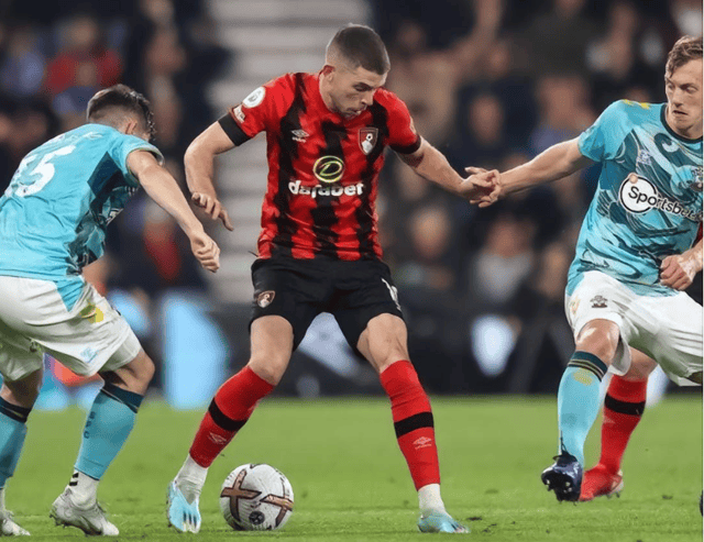 伯恩茅斯遭遇夺冠热门反超，球迷大呼失望的简单介绍