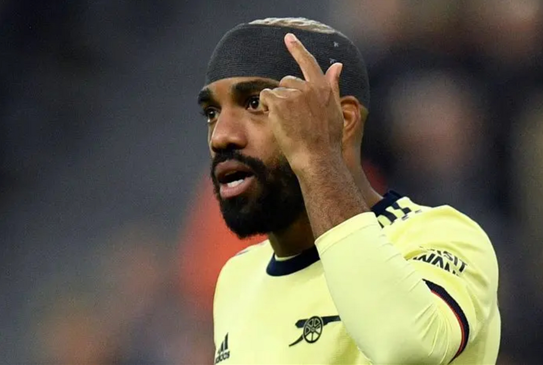 里昂前锋赫迪拉成为本轮最佳球员