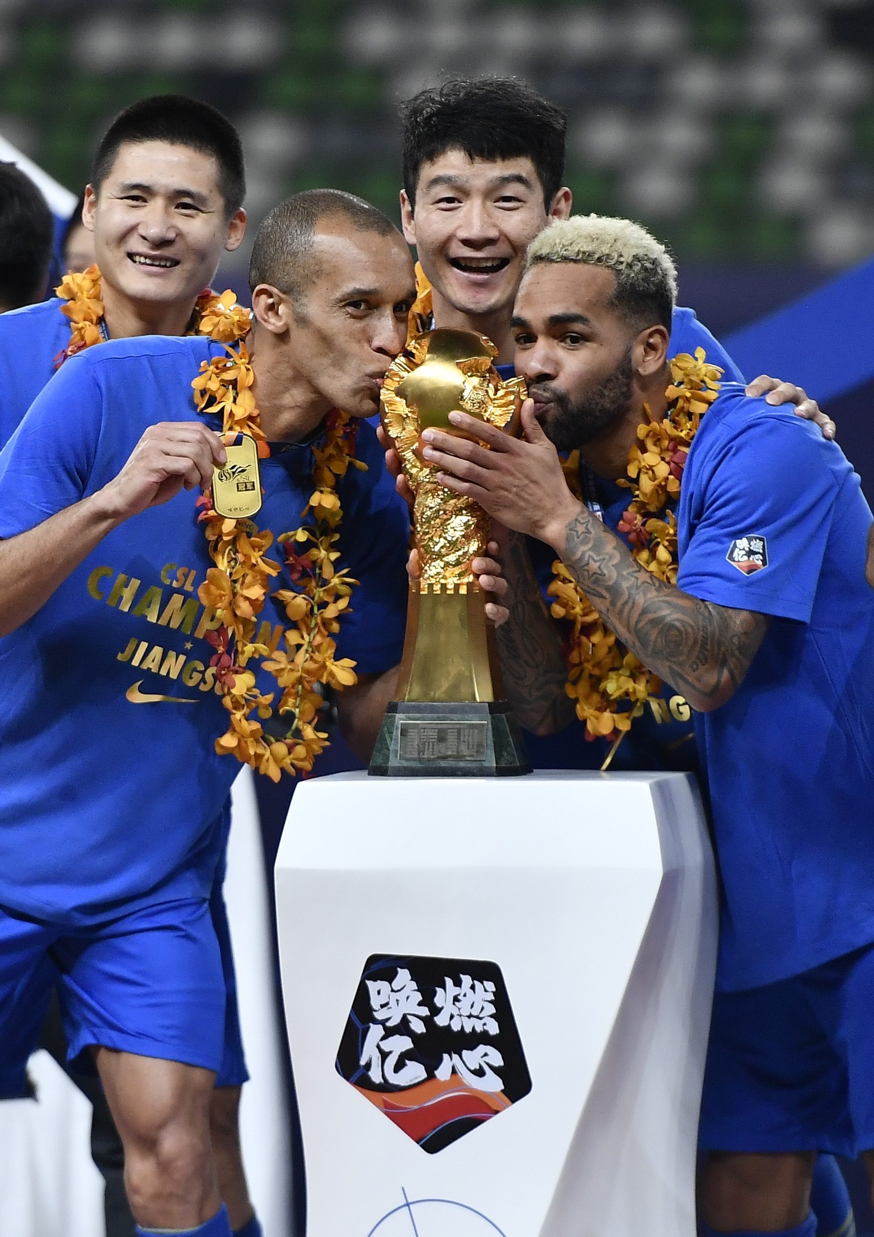 开云体育登录-江苏苏宁历史首次亚冠首秀，全队备战状态佳