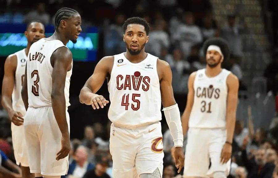 热门球队连胜比赛，向总冠军发起冲击的简单介绍