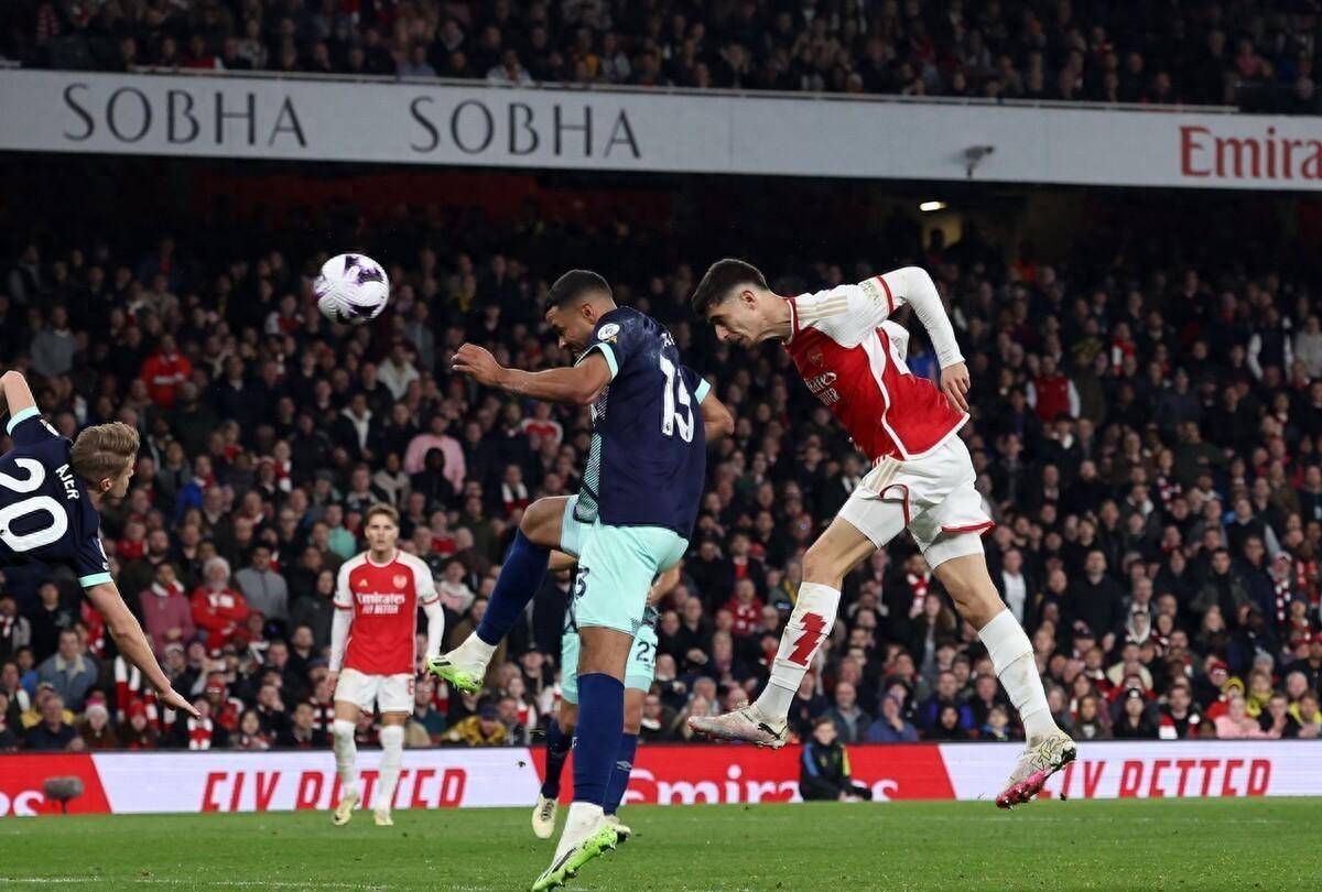 开云体育平台APP-曼城擒下利物浦，获得半决赛资格