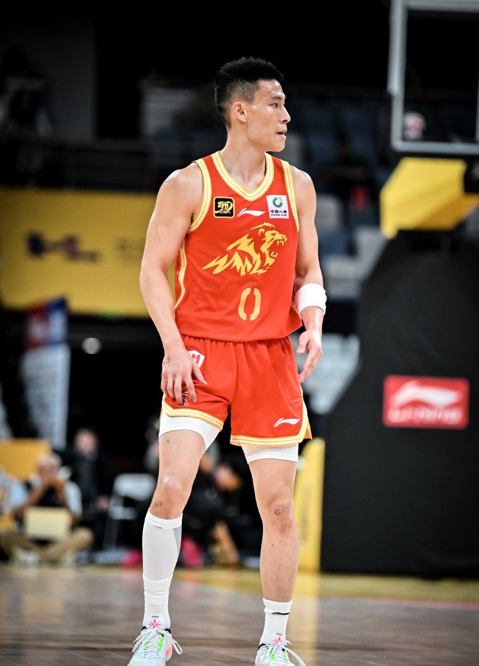 开云体育入口-土耳其冠军面对荷兰劲旅，埃姆雷的球队渴望胜利