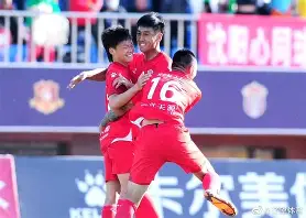 开云下载-西珲球队再次交锋：胜负难料