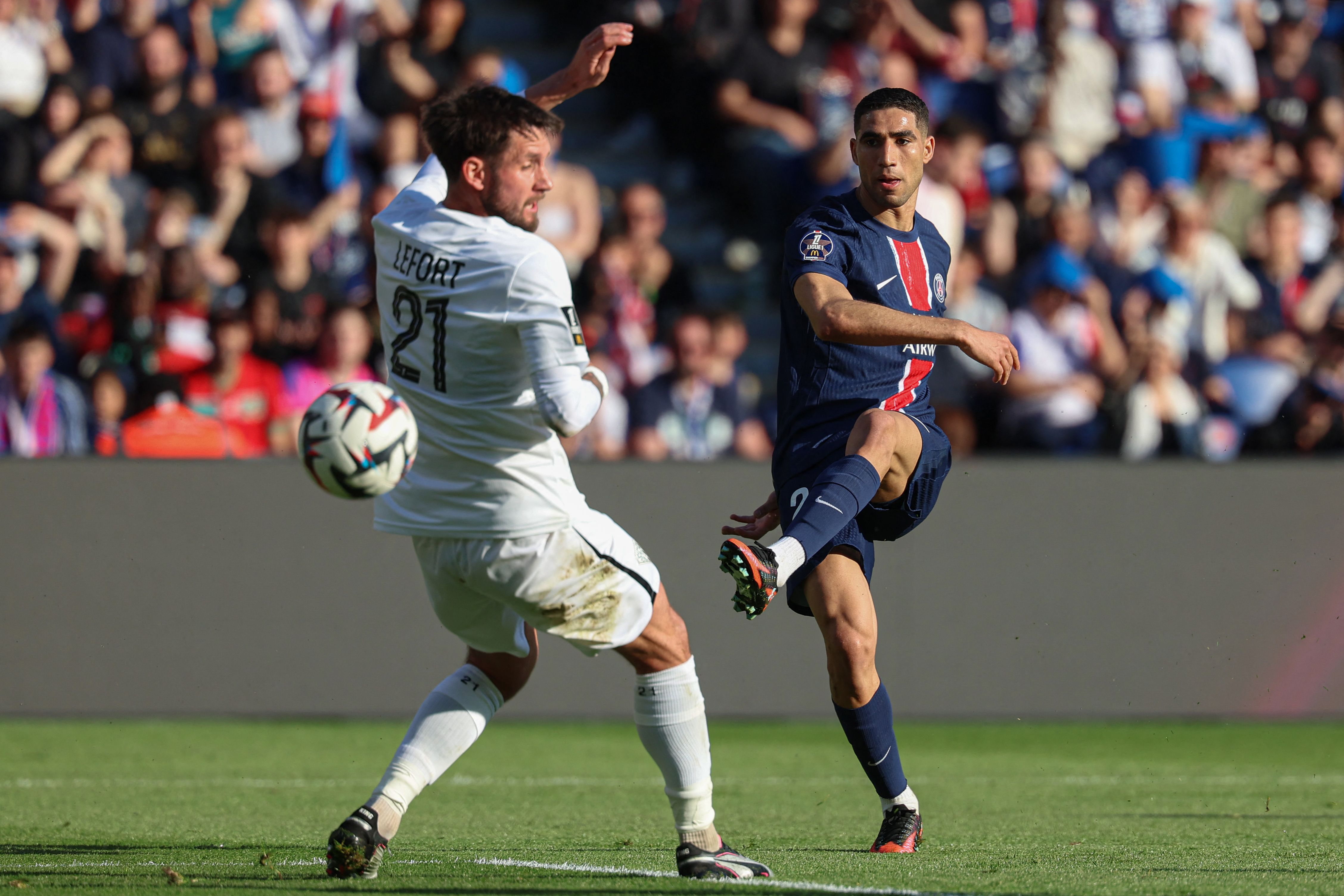 巴黎圣日耳曼球星状态火爆，收获连胜的简单介绍