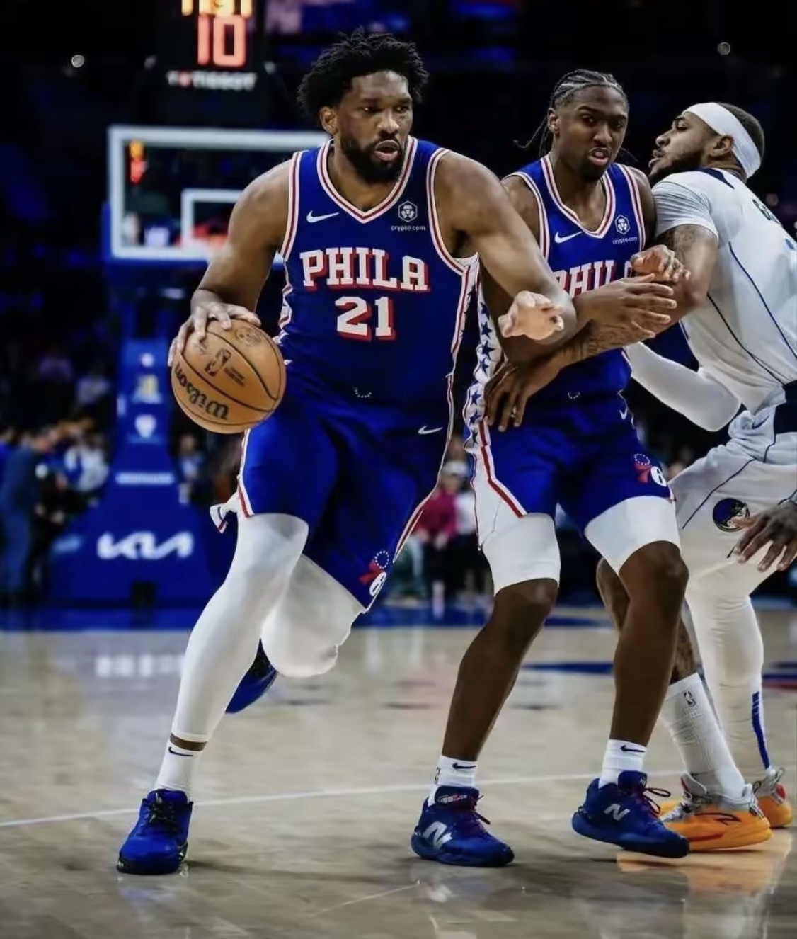 开云体育app-篮球赛场掀起新一轮激烈角逐，胜负难分的简单介绍