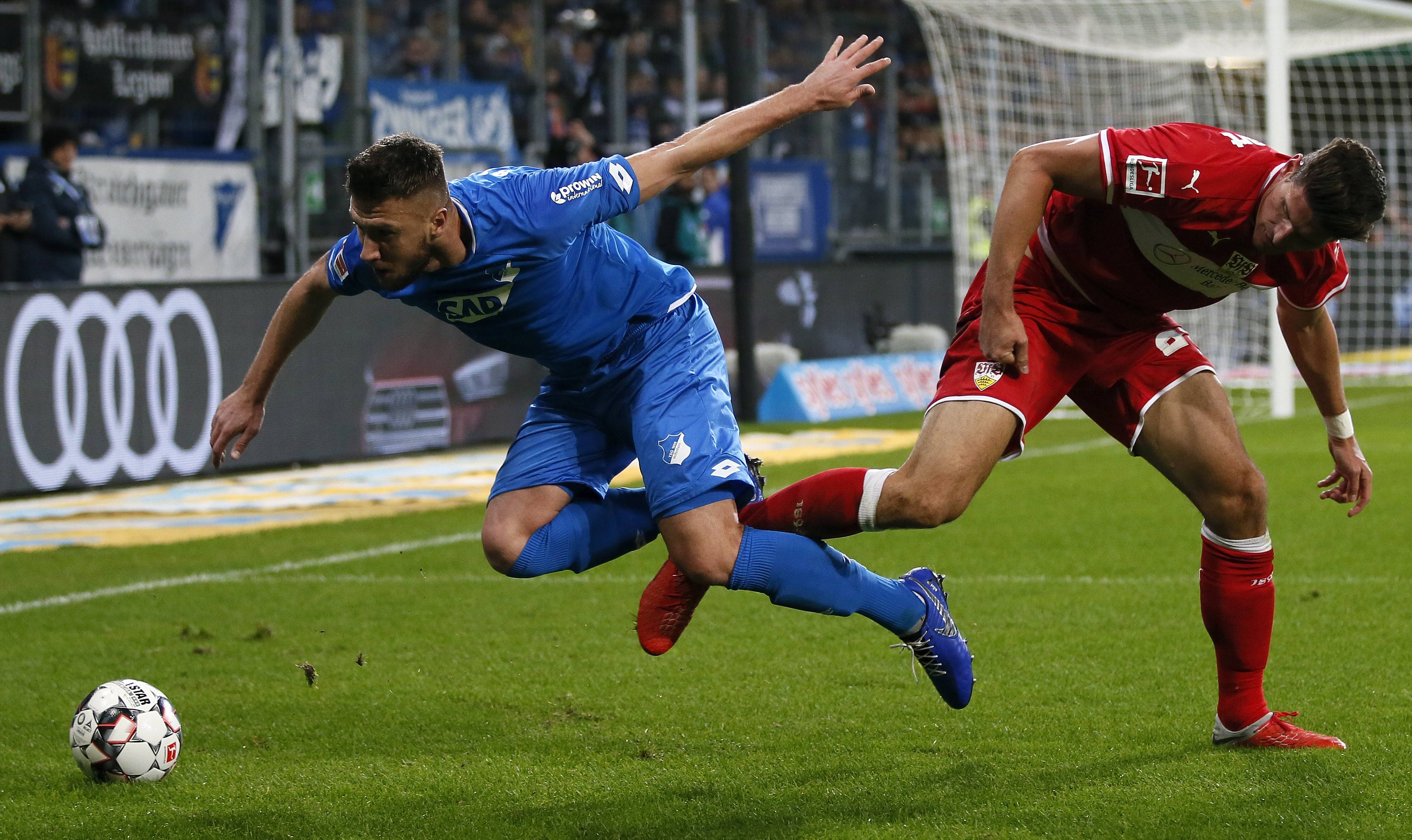 开云体育-包含斯图加特主场遭遇憾负，争四面临波折的词条