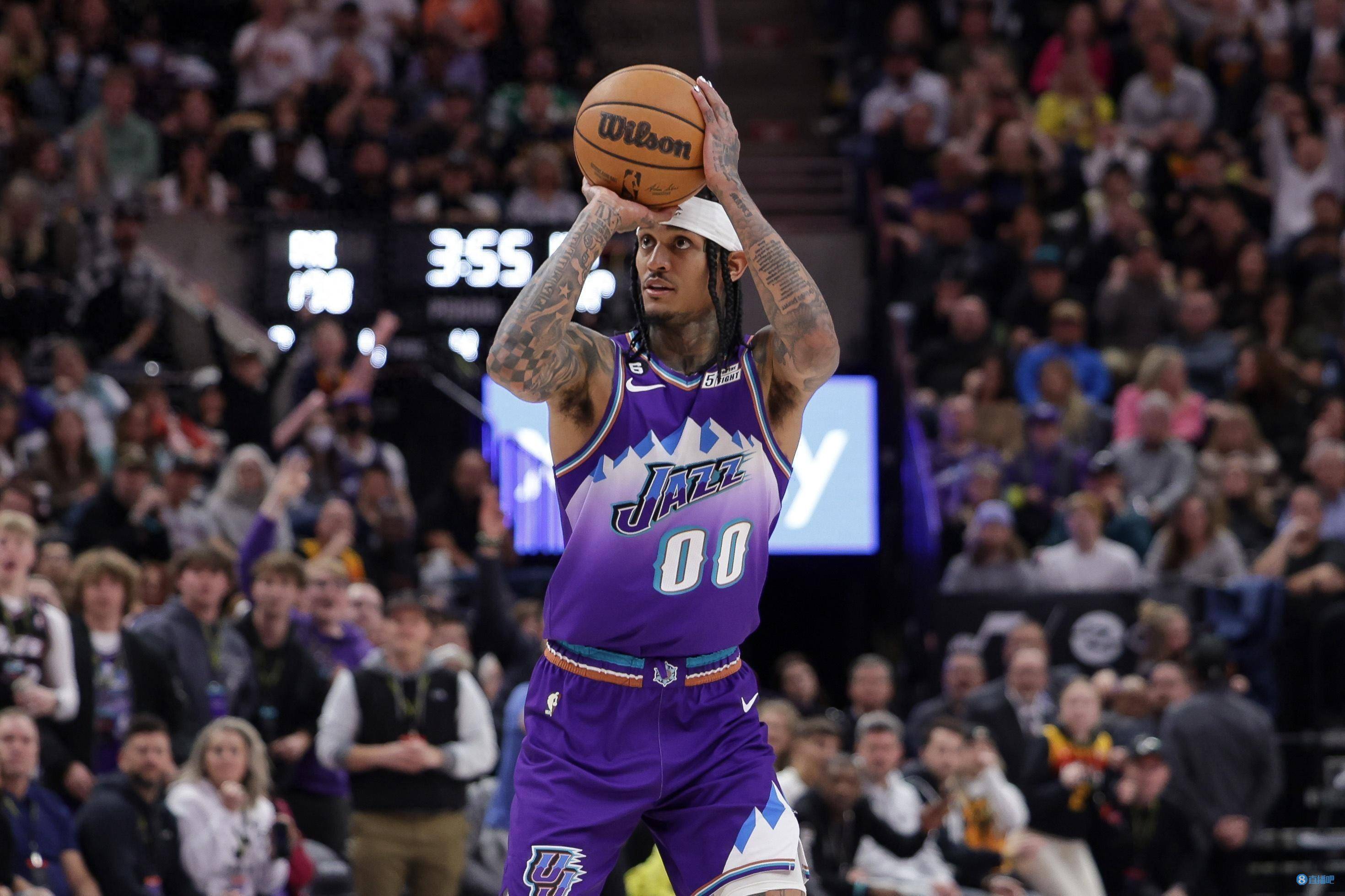 爵士主场胜出，西部中游晋级前八