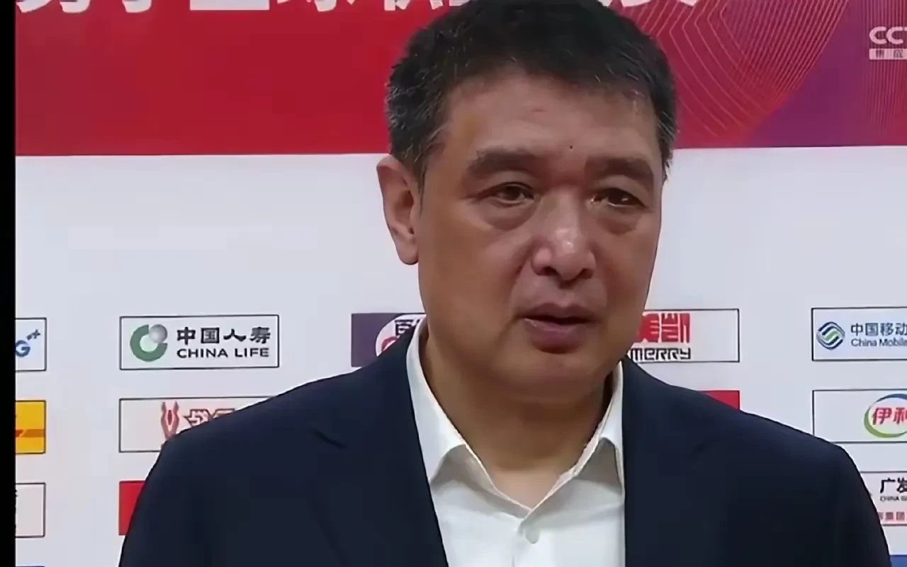 尼斯士气大涨，主帅战术改变获得掌声