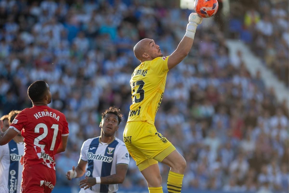 赫罗纳的实力逐渐显现：球队进步显著