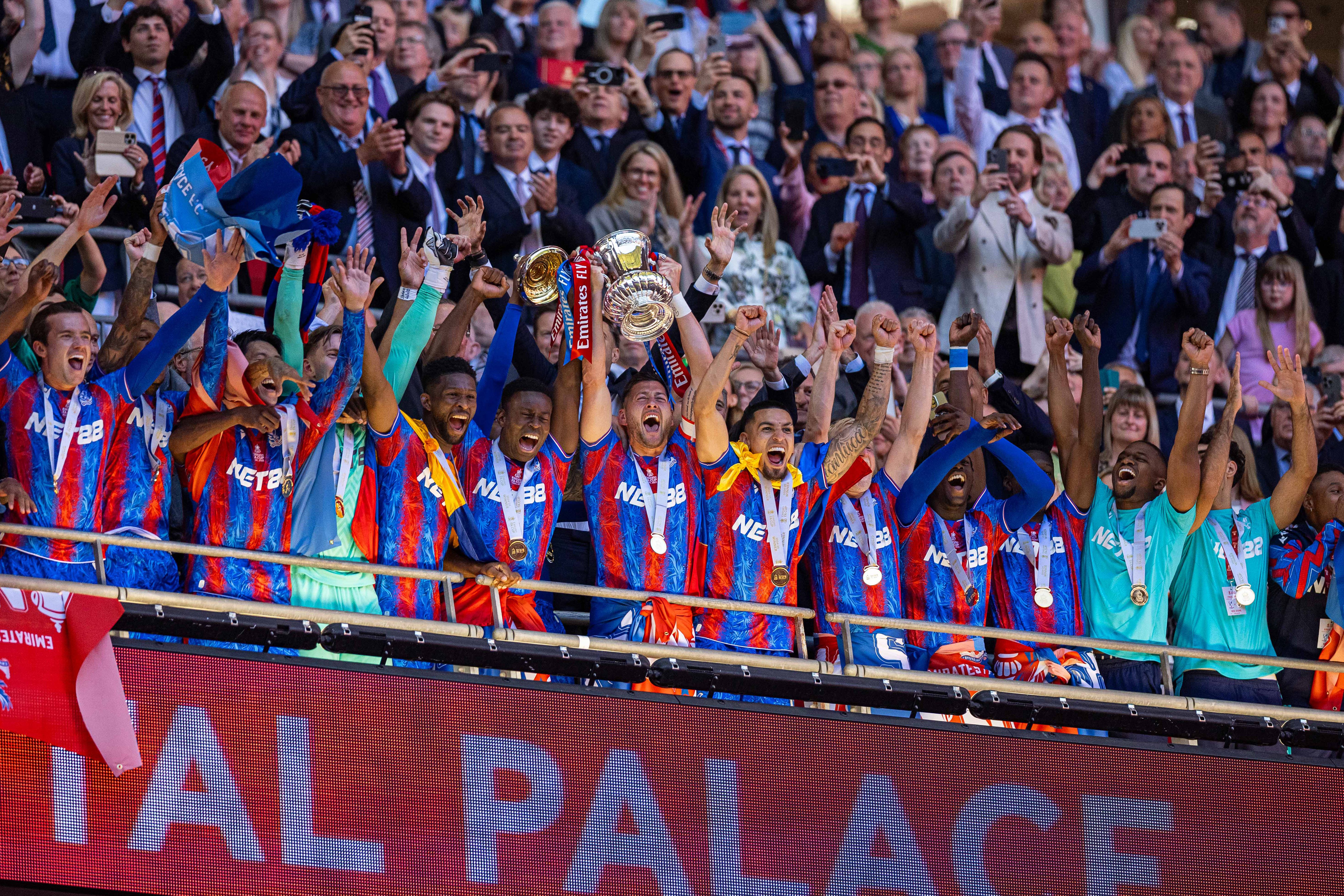 水晶宫击败狼队,取得关键胜利 水晶宫击败狼队,取得关键胜利