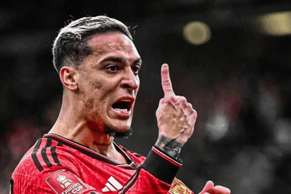 开云下载-包含曼联努力争取胜利，球迷信心重新燃起的词条