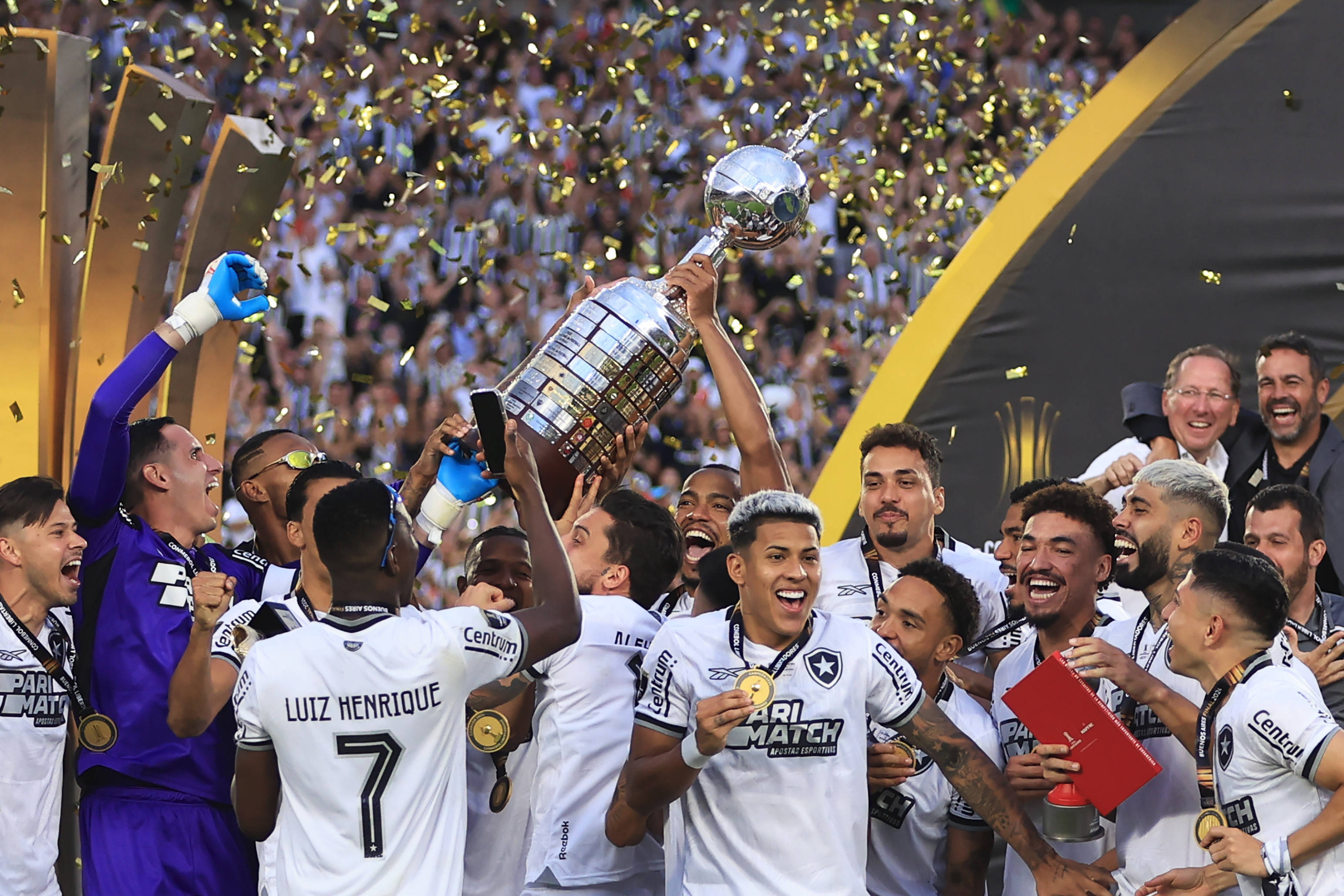 开云体育中国-欧洲俱乐部抢夺南美球员交易权