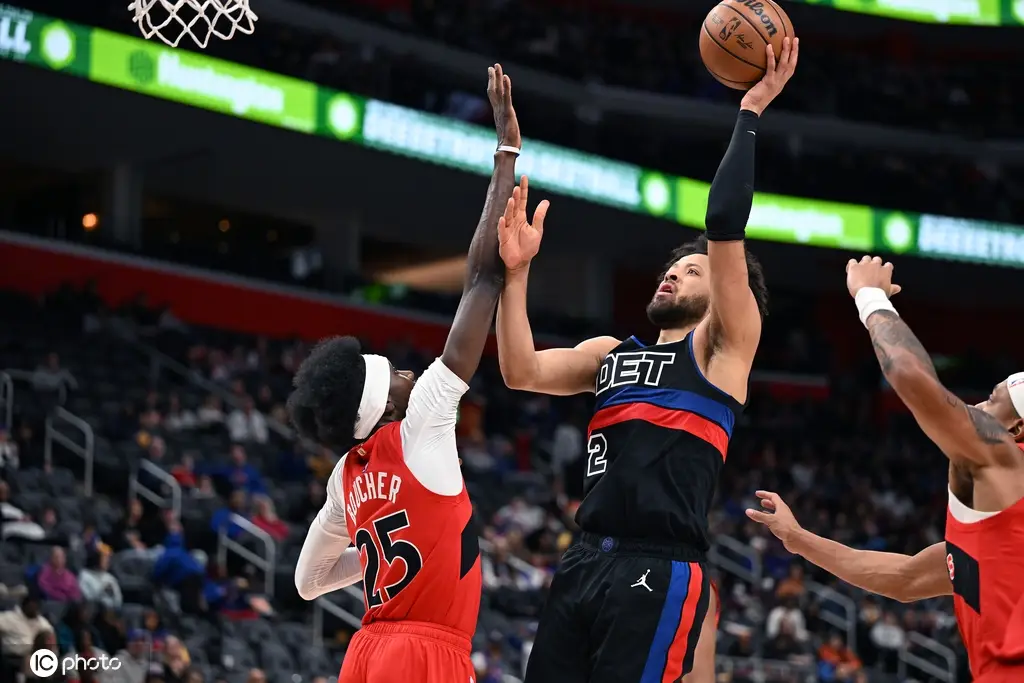 开云APP-猛龙主帅精准布置战术，助球队奏凯而归