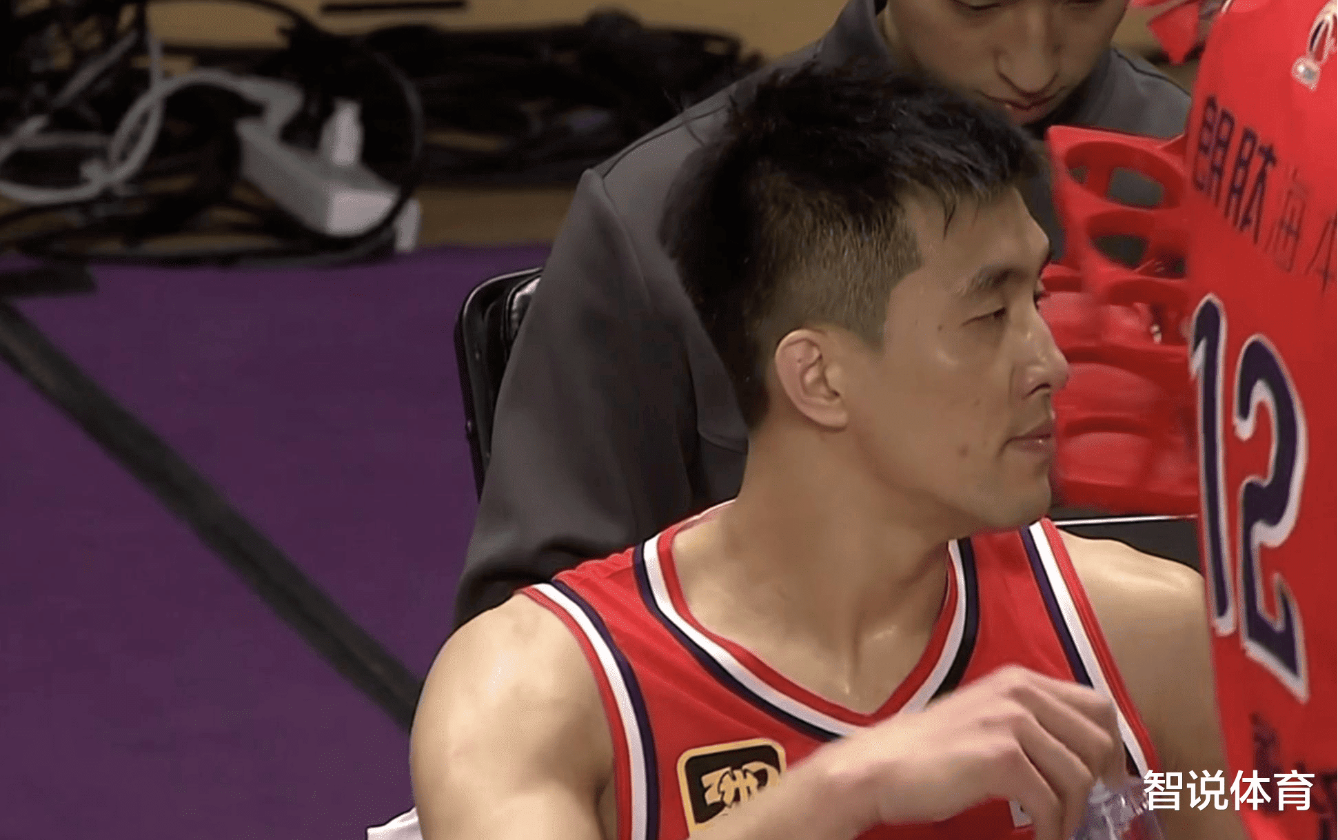 猛龙主帅精准布置战术,助球队奏凯而归 猛龙主帅精准布置战术,助球队奏凯而归