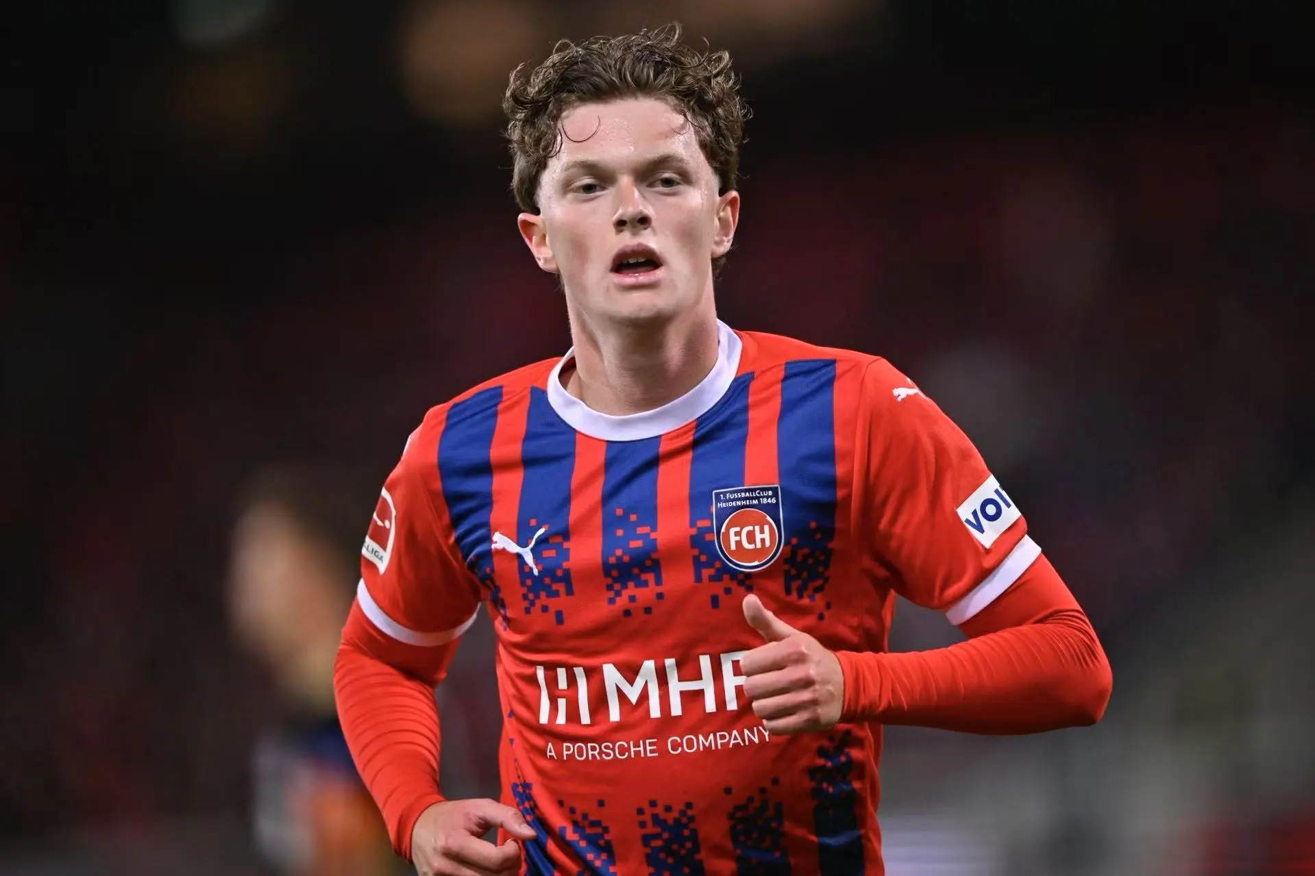 斯图加特球员伤愈归队，期待带领球队走出困境