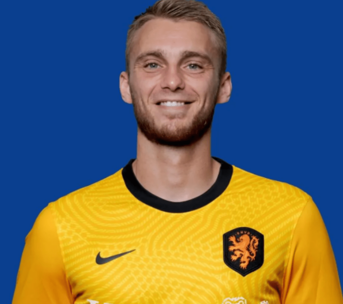 荷甲升班马获得连胜，晋级杯赛第三轮