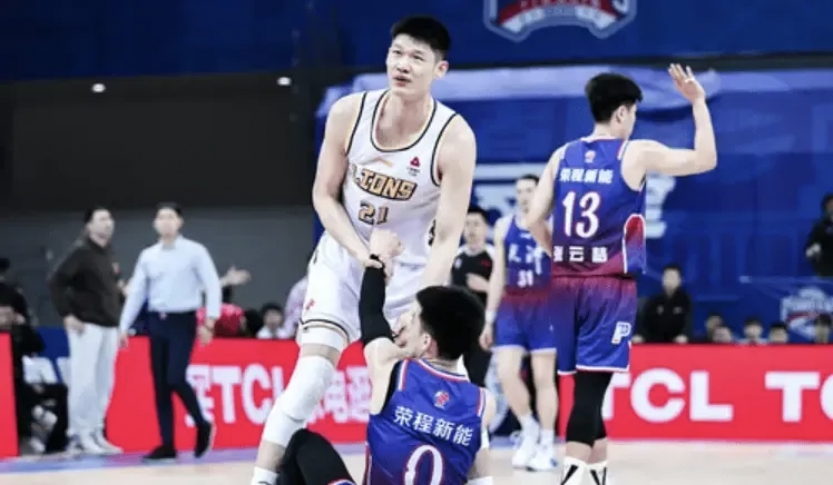 开云体育下载-实力劲旅碰撞，竞争激烈异常的简单介绍