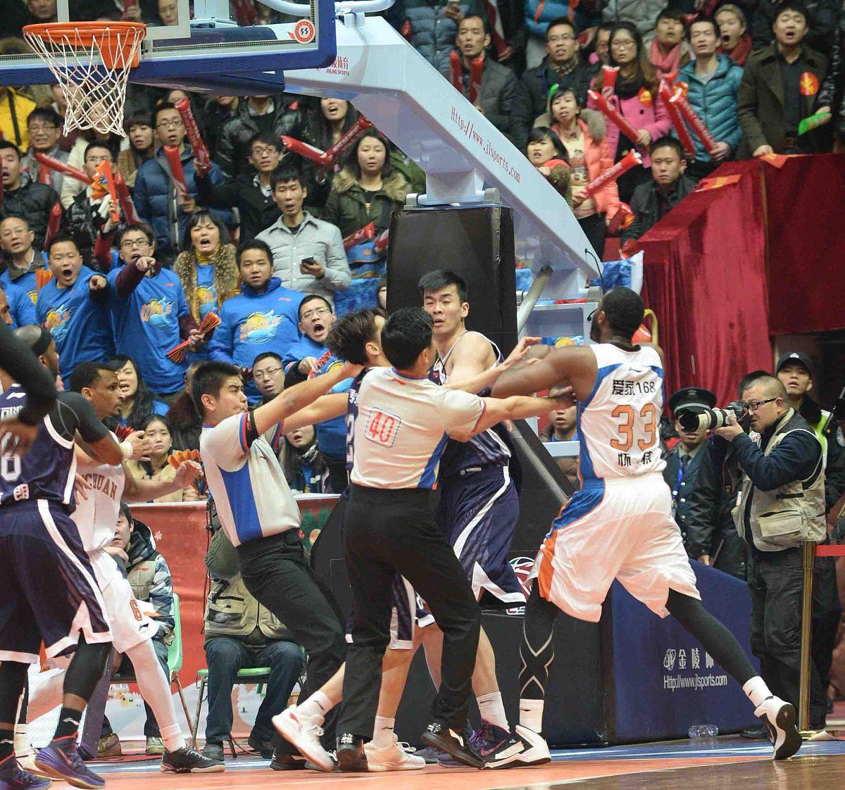 亚洲运动会篮球比赛进入决赛阶段，强者逐鹿的简单介绍