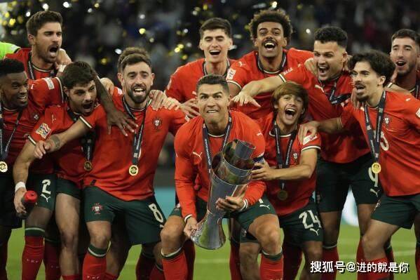开云体育下载-关于曼联队长神勇发挥，率领国家队一路晋级欧洲国家杯的信息