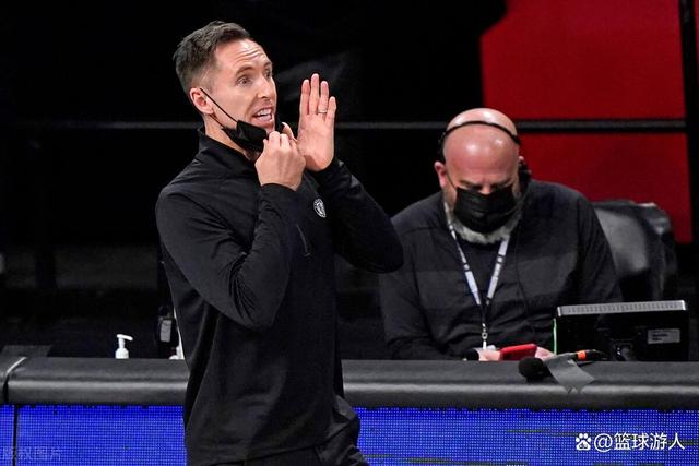 开云体育登录-爵士队外线进攻火力不足，需加强进攻策略