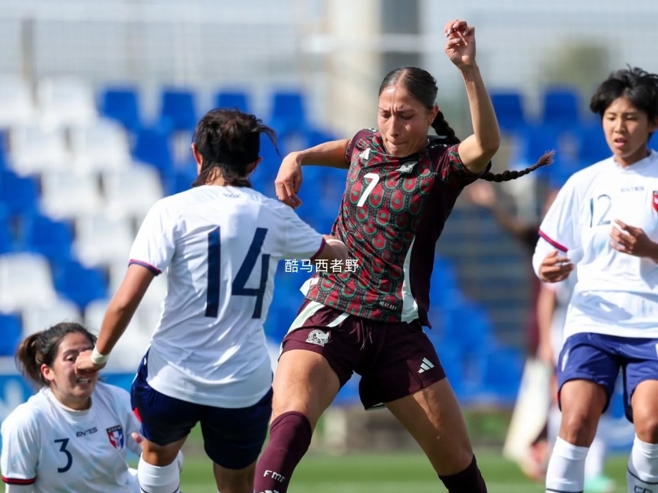 加拿大女足击败墨西哥队晋级半决赛