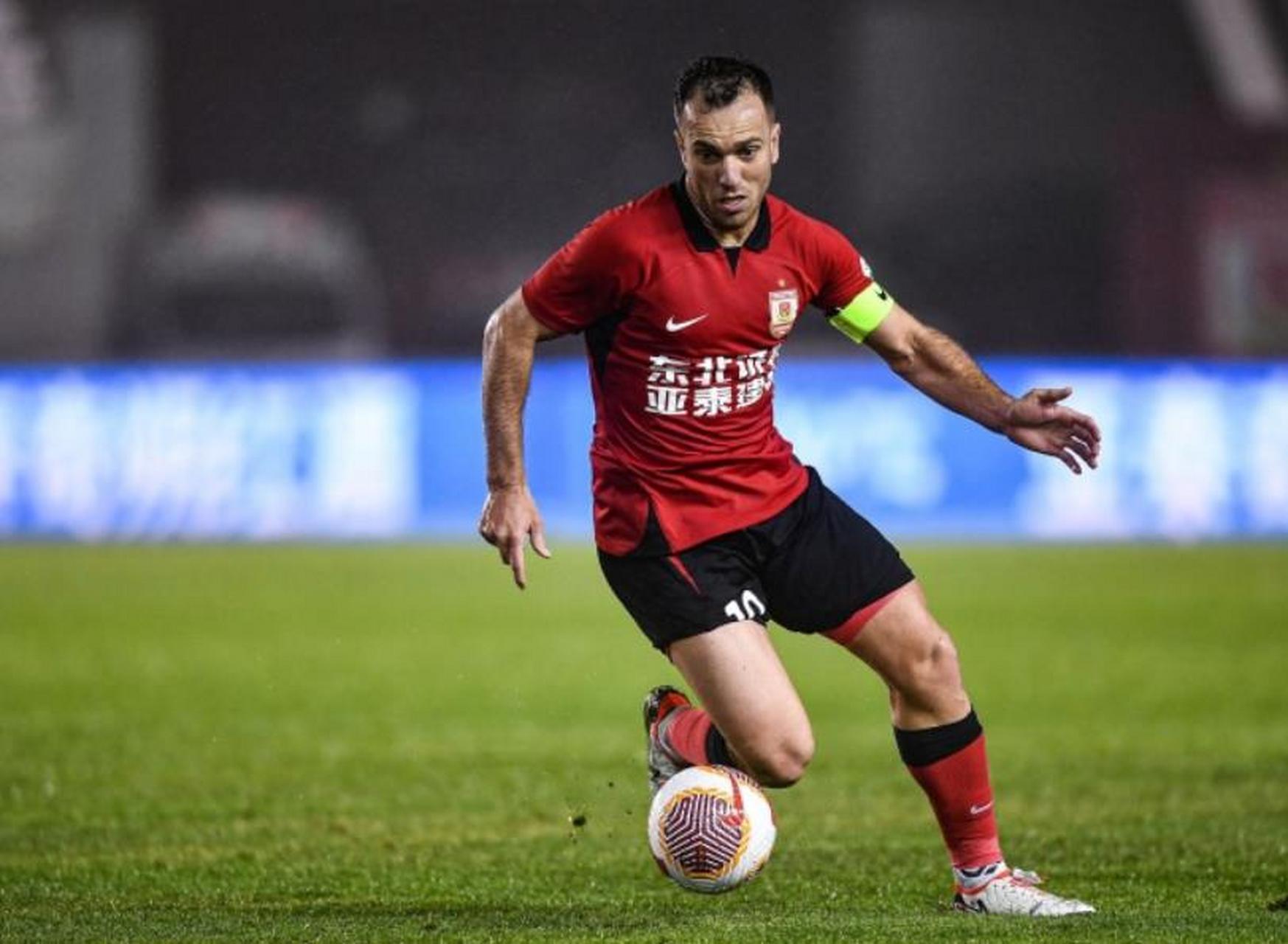 开云APP-赛前热身结束，球员士气高涨期待正式比赛的简单介绍