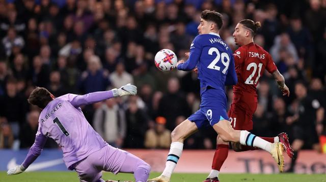 EG轻取TSM，Zeus极限生还后反打焦点之战入围赛，引爆全场热议