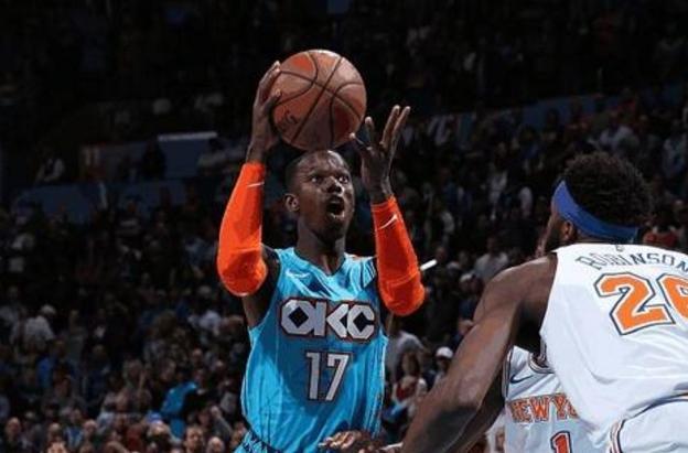 雷霆双枪体现默契，取得重要胜利