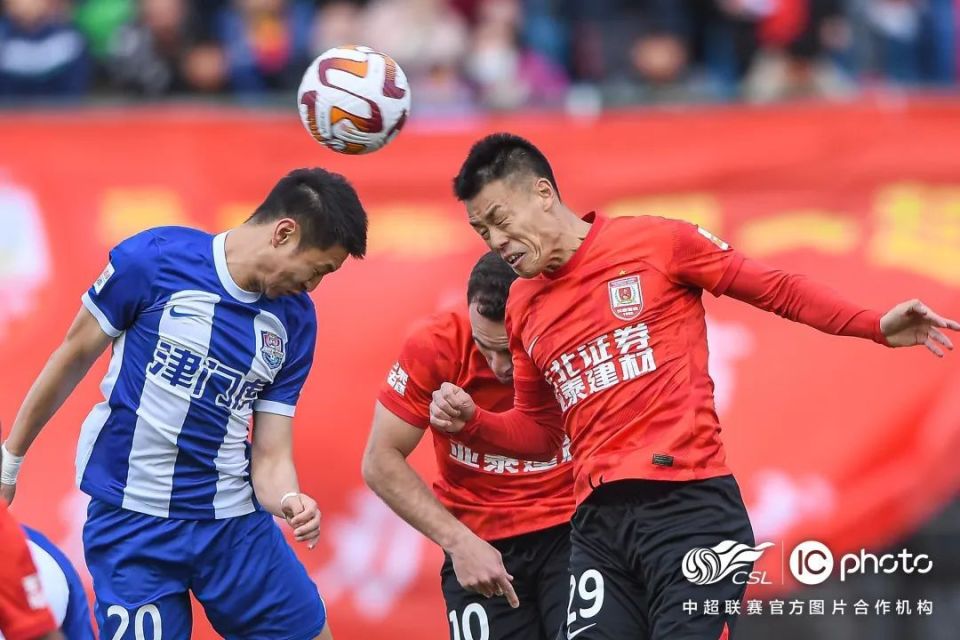 开云体育中国-阿尔勒姆劳特在主场丢掉胜利，遗憾失分