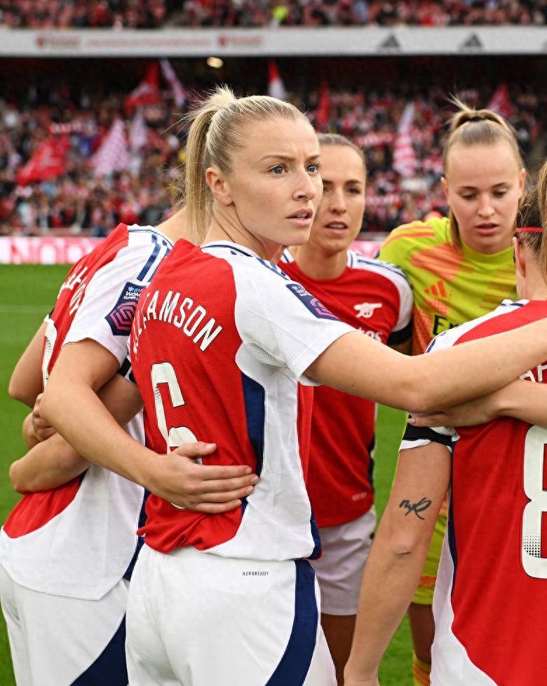 开云官网-阿森纳女足球员挑战限时挑战