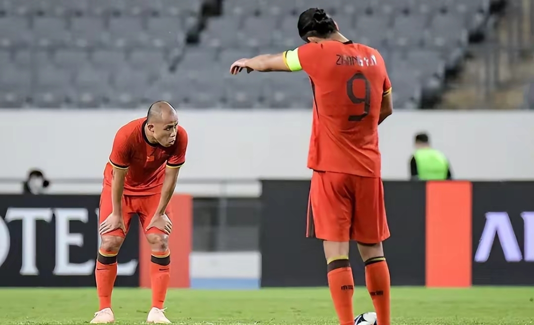 开云体育-日本队力克中国队,奥恰洛夫点燃赛场