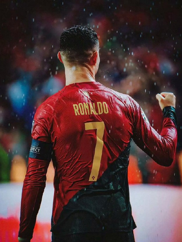 葡萄牙队完胜韩国队，马龙关键制胜